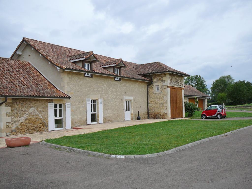 Chambre D'Hotes "Les Bordes" Marzy Екстер'єр фото